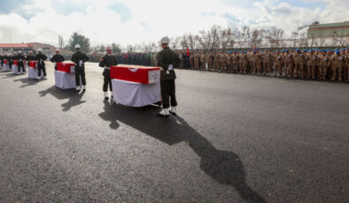 Son dakika: Pençe-Kilit şehitlerine gözyaşlarıyla veda: 6 asker için Şırnak'ta tören – Güncel haberler